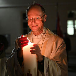 Osternachtsfeier mit Weihbischof Turnovszky